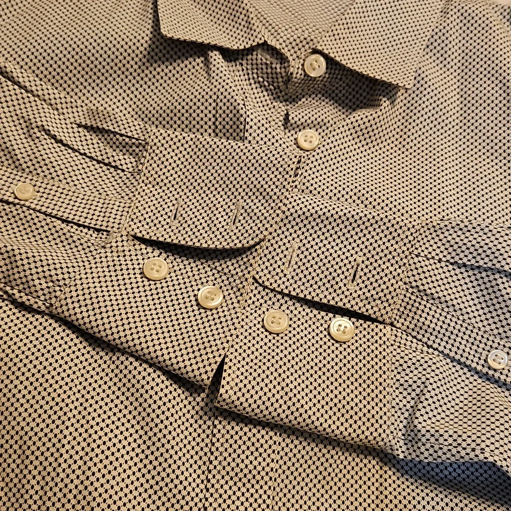 J.Crew Button‎ Down Shirt Dotted Pattern Long Sleeve Career Casual